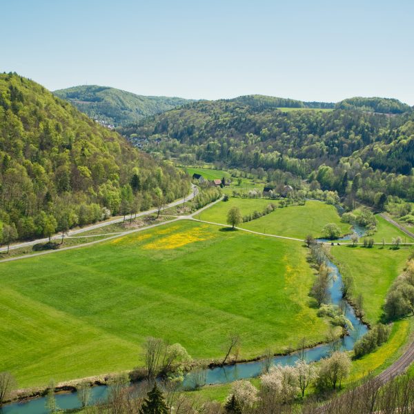 Blick ins Wiesenttal Fränkische Schweiz Bayern Deutschland